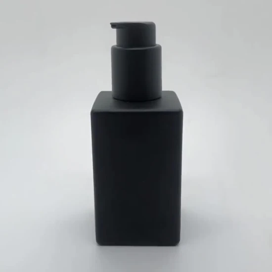 Luxury Cosmetic Cleanser Glass Bottle Essential Oil Matte Black Body Lotion Square Empty Glass Pump Bottles 4oz 120ml for Body Serum